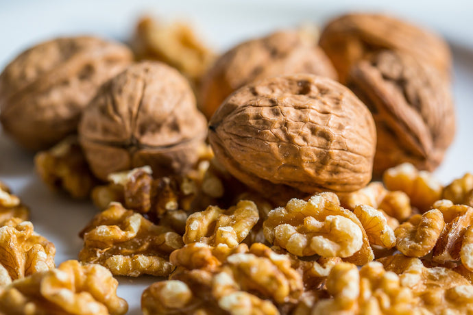 Walnuts in shell and cracked